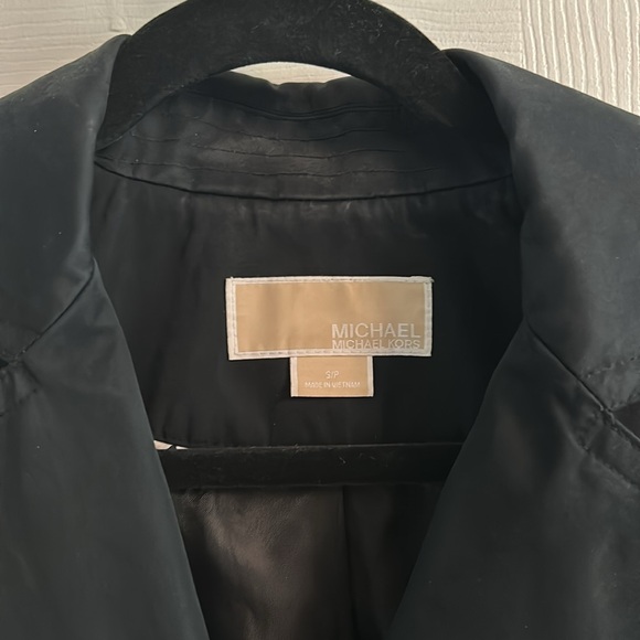 Michael Kors Trench coat - Size Small - Picture 3 of 3